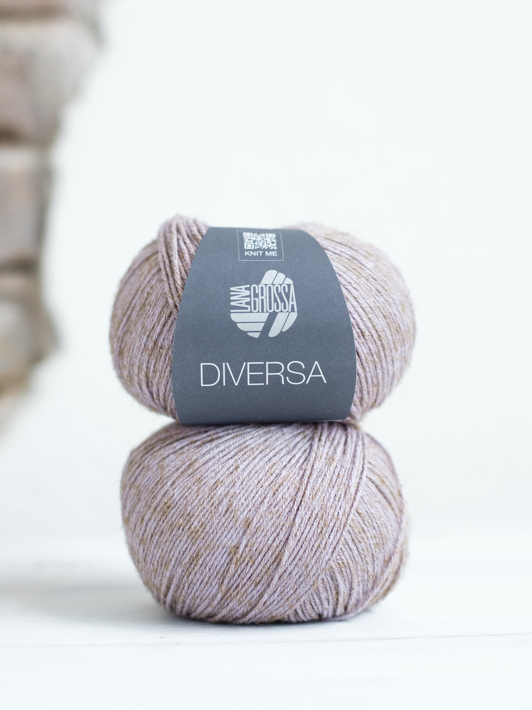 Diversa 002 Rozebeige