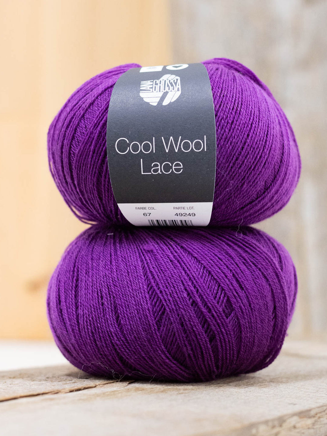 Cool Wool Lace 067 Roodpaars