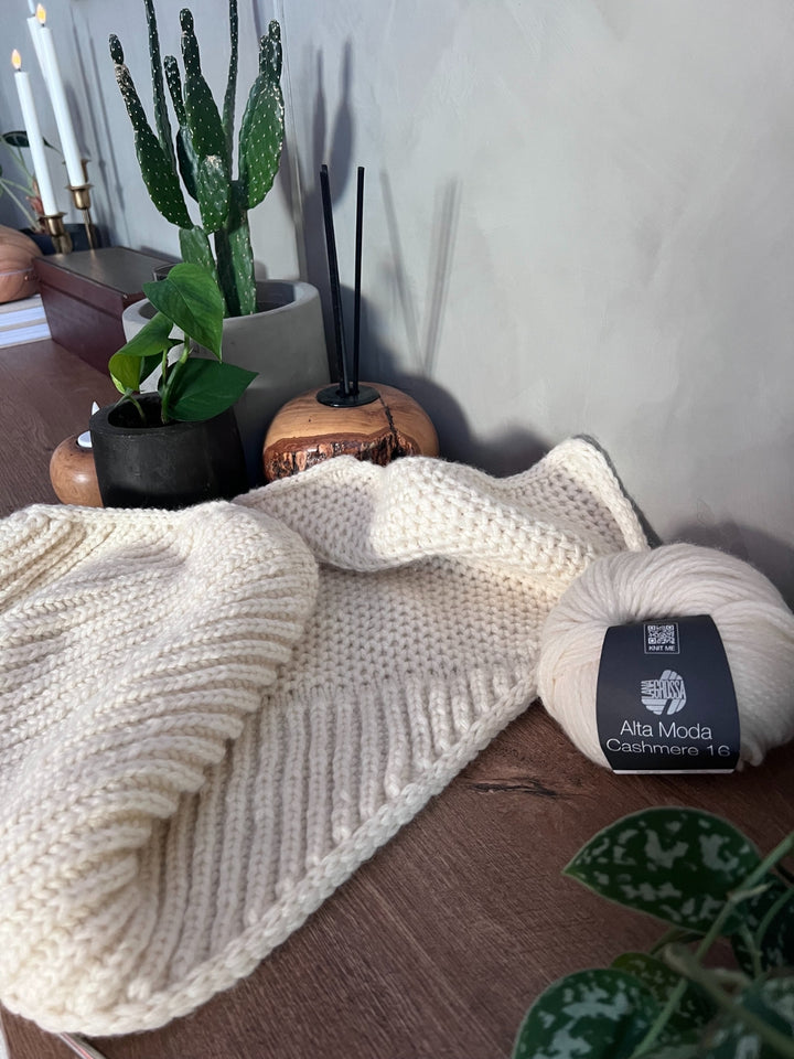 Breipakket Bombadil sjaal - Ruth Walburg