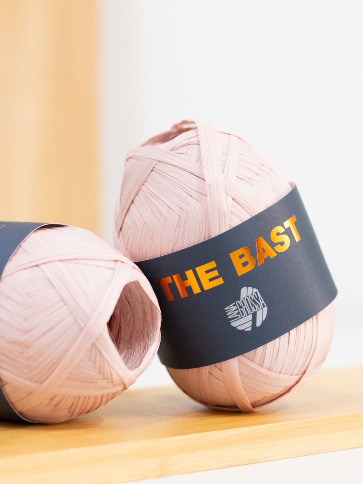 The Bast 004 Pastelroze