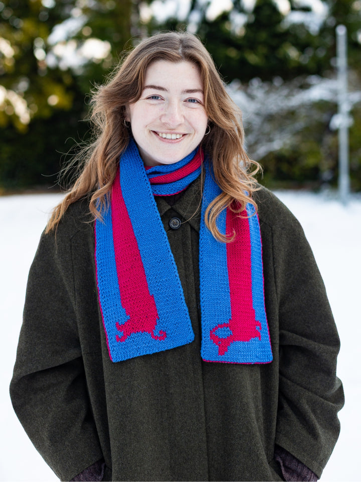 Breipakket Sausage Dog Scarf - Engelstalig - Devout Hand