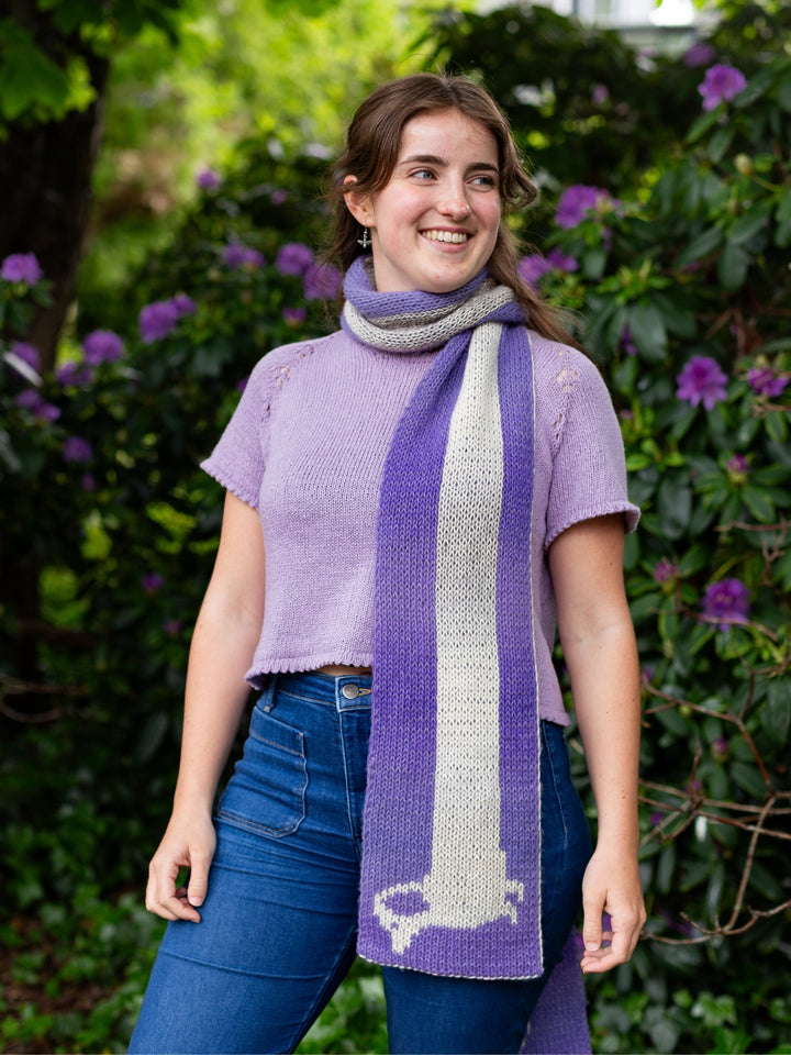 Breipakket Sausage Dog Scarf Corallo - Duits- & Engelstalig - Devout Hand