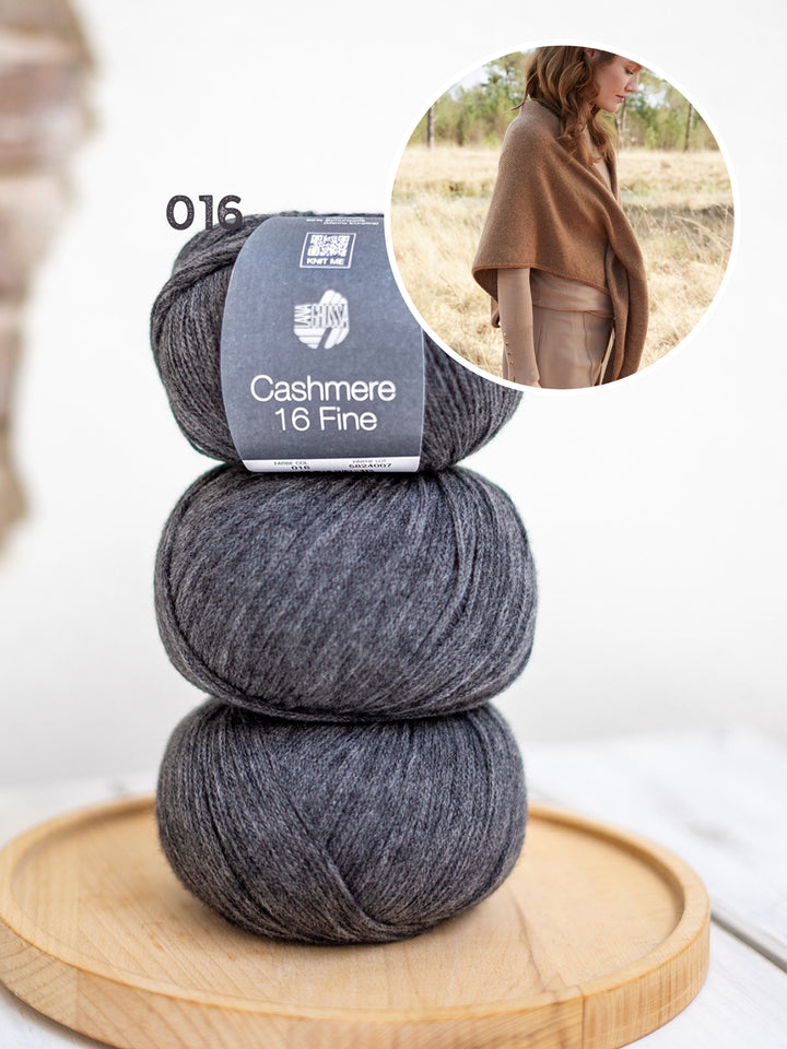 Breipakket Cashmere 16 Fine driehoekstola met spleet