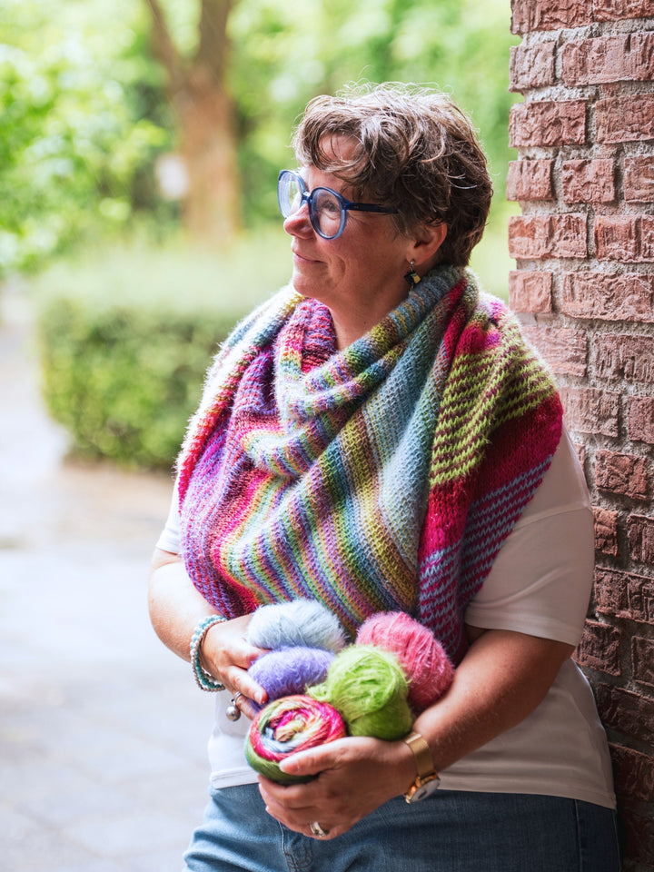 Tunisch haakpakket Over The Rainbow stola