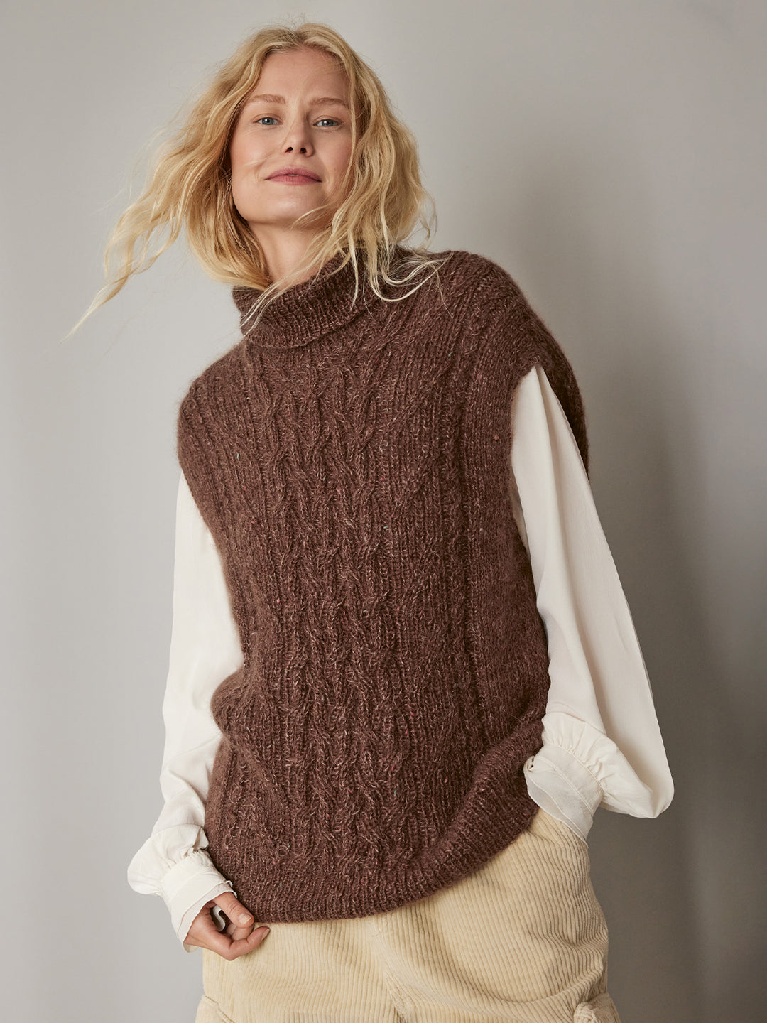 Breipakket Ecopuno Natural Superkid Tweed spencer met kabels